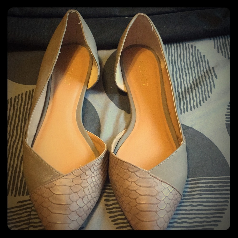 Nine West Leather Flats